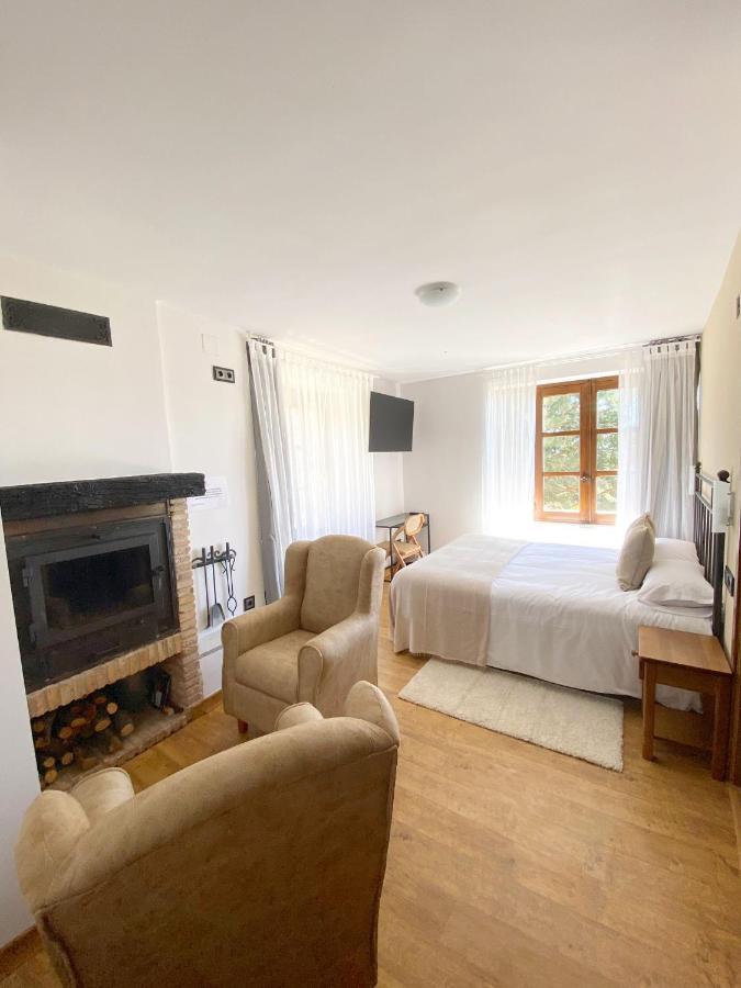 Hotel Rural Candela Y Plata Puerto de Béjar Exteriör bild